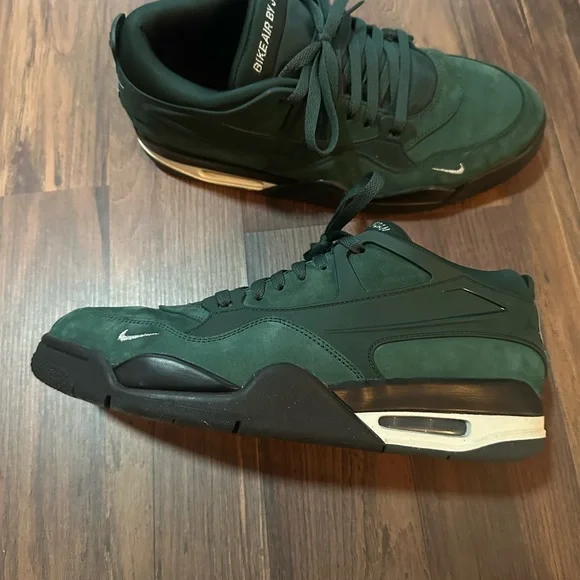 Nigel Sylvester x Air Jordan 4 Bike Air - Picture 11 of 12